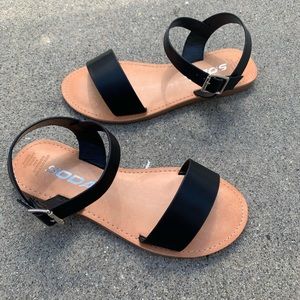 Soda Kids Black Ankle Buckle Strap Sandal FlipFlop